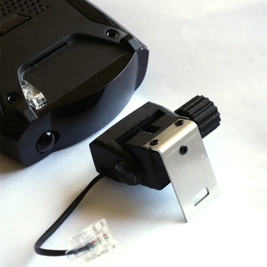 Uniden DFR7 Series - Powered Mount Combo Kit