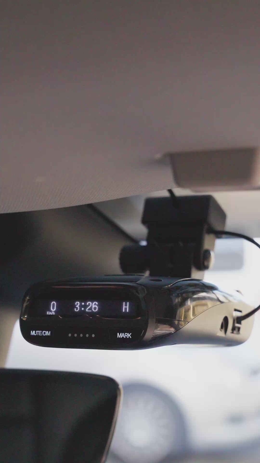 Uniden DFR7 Series - Powered Mount Combo Kit